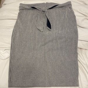 Ann Taylor size 8 skirt